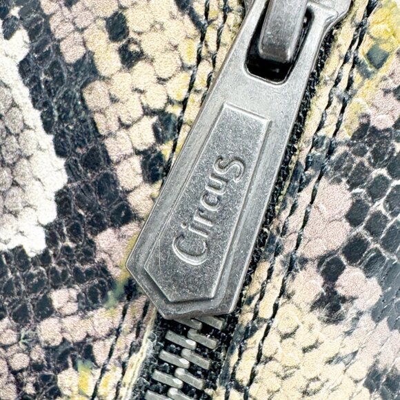 Circus Sam Edelman Women Reptile Faux Leather Studded Heel Zip Bootie Size 6.5 - Picture 9 of 15